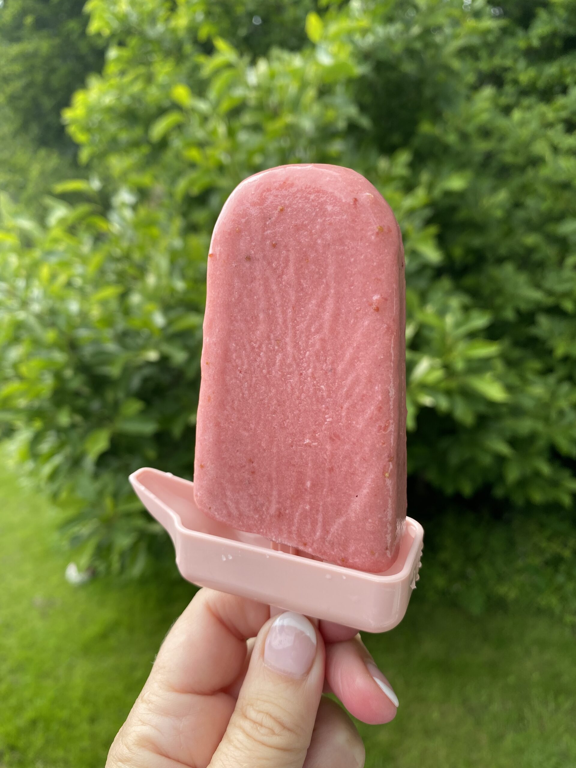 Jordbærispinde