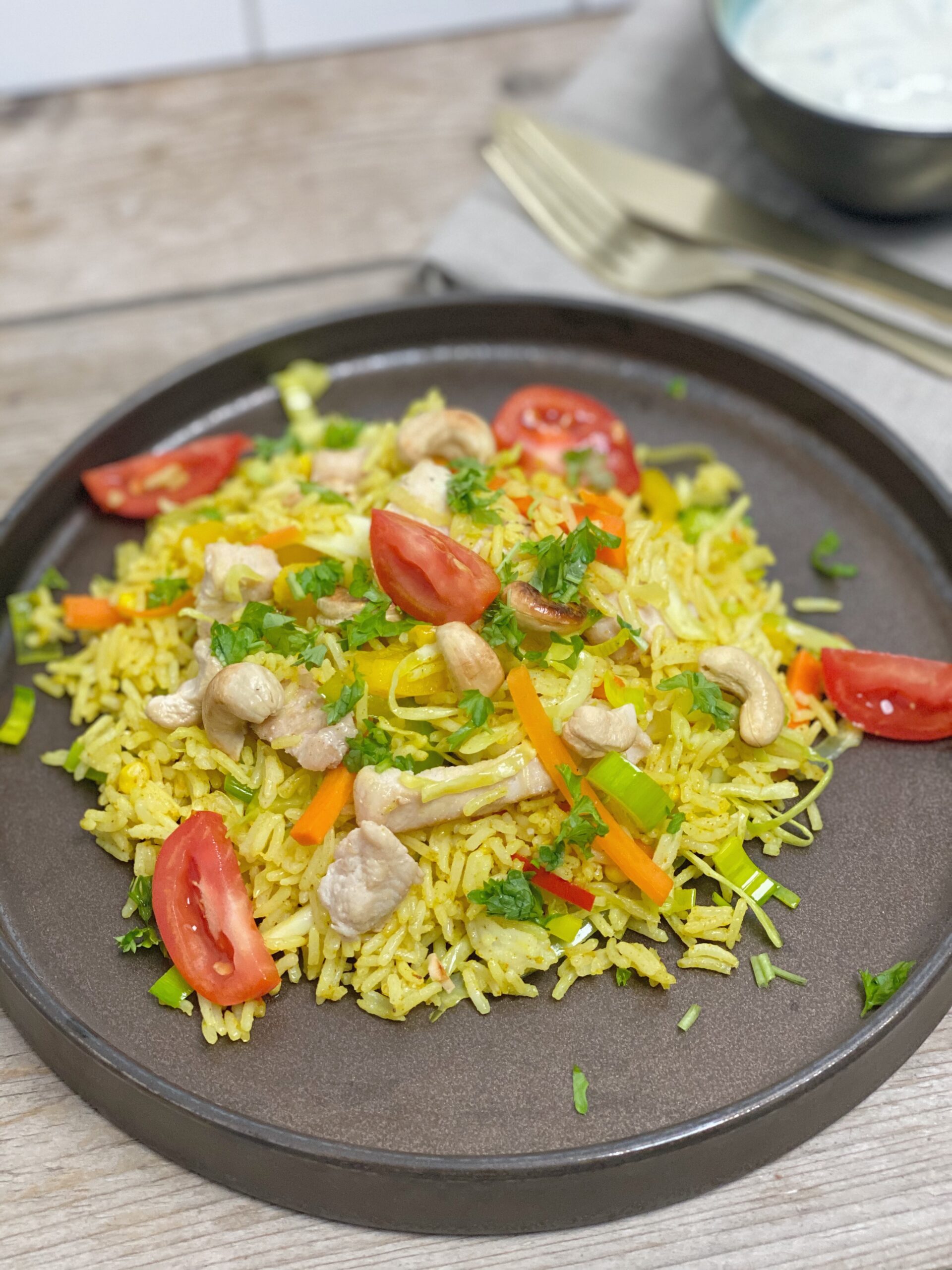 Stegte karryris med kylling - en super skøn hverdagsret - Mad og fritid