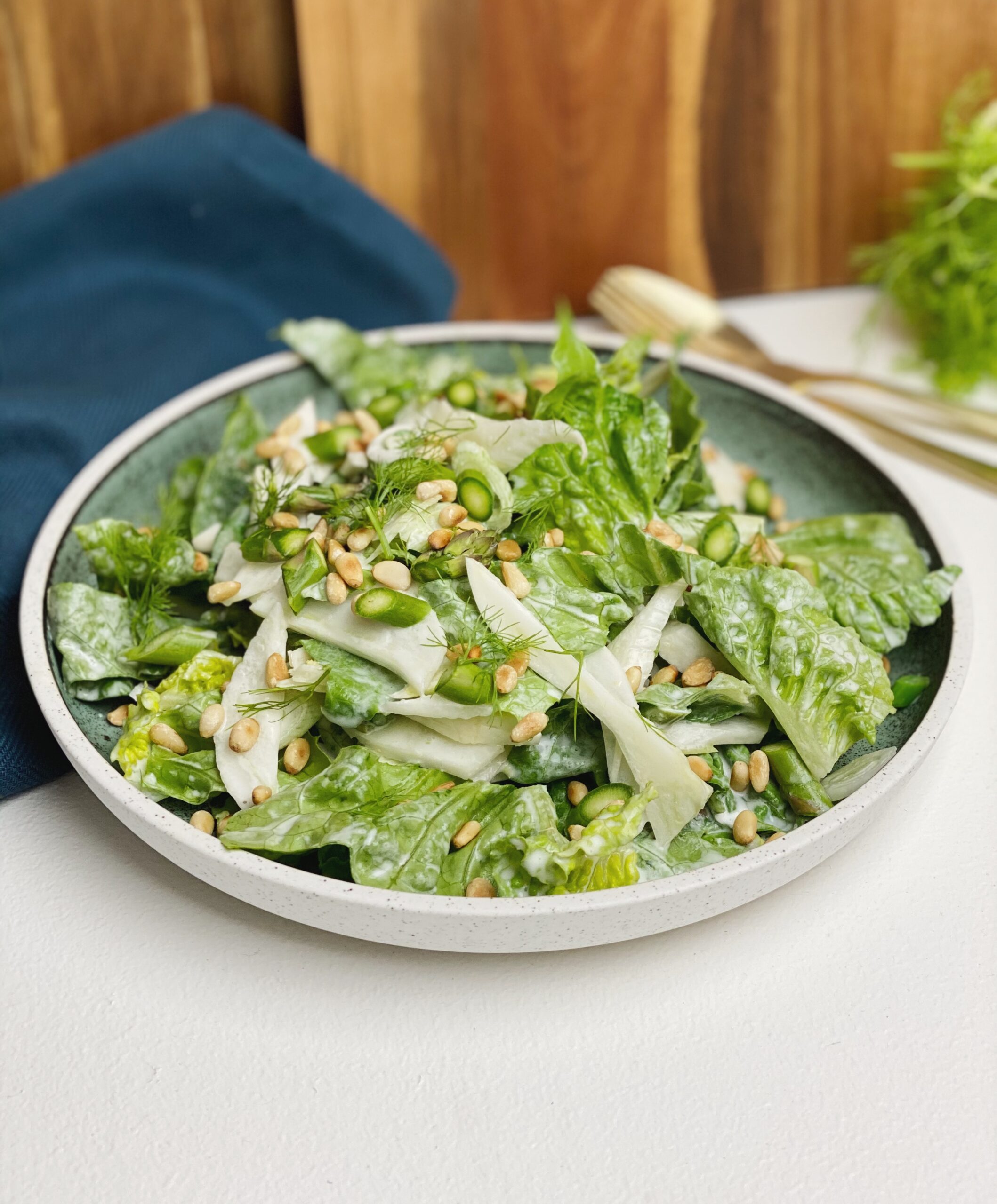 Grøn salat med mormordressing